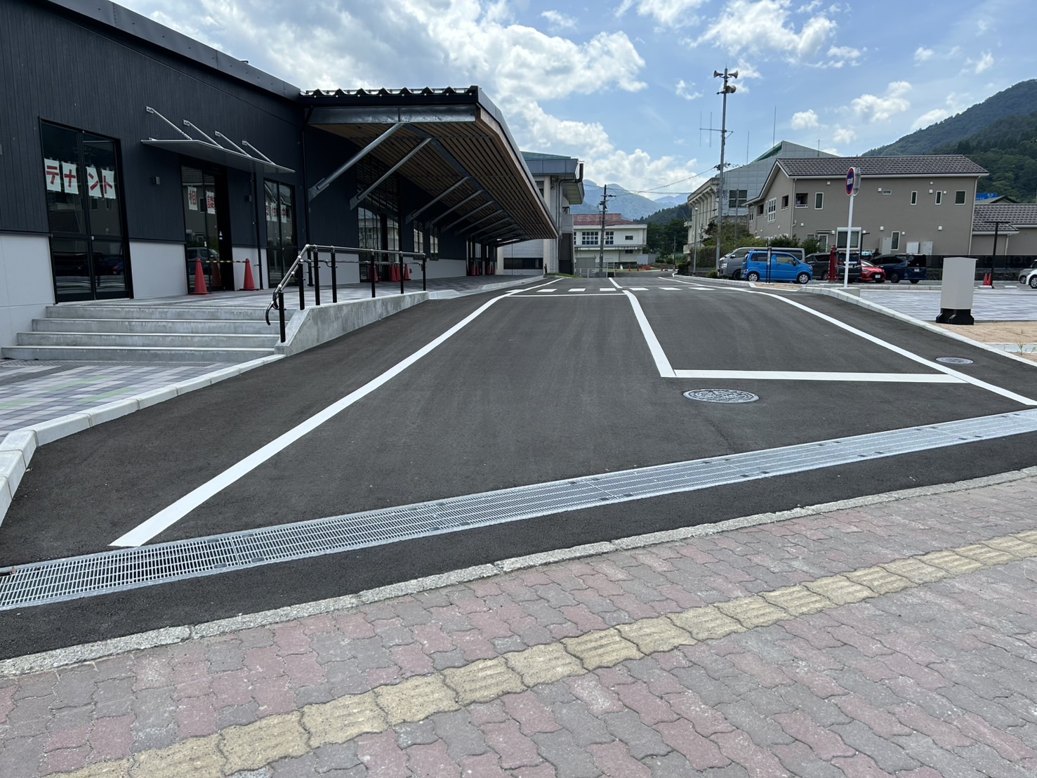 落ちふた式U形側溝（横断）